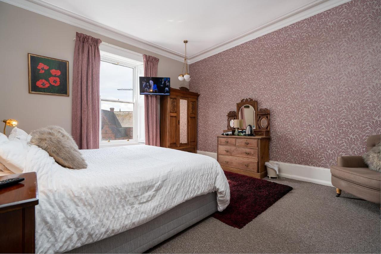 Antrim House Guest Rooms & Suites (Adults Only) Portrush Bagian luar foto