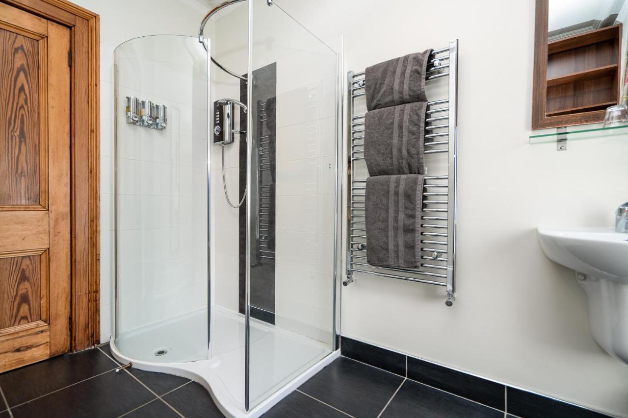 Antrim House Guest Rooms & Suites (Adults Only) Portrush Bagian luar foto