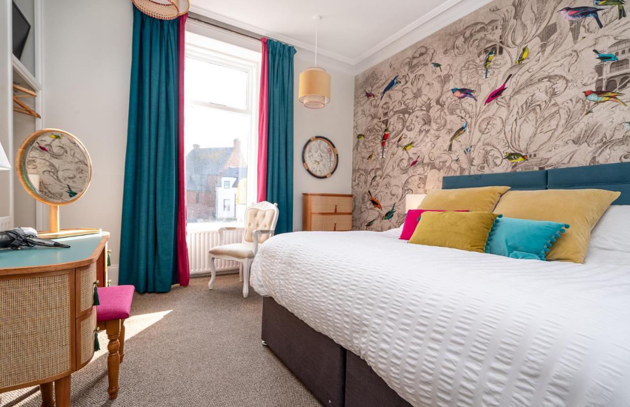 Antrim House Guest Rooms & Suites (Adults Only) Portrush Bagian luar foto