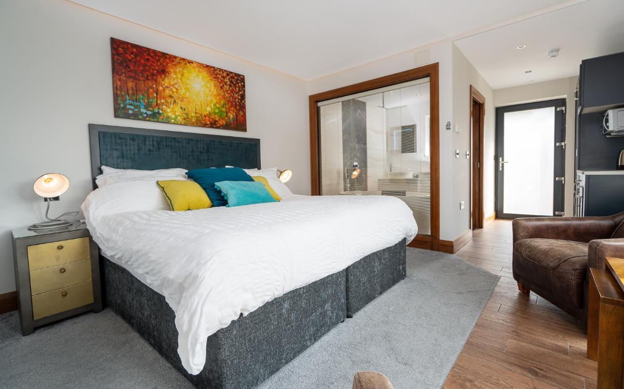 Antrim House Guest Rooms & Suites (Adults Only) Portrush Bagian luar foto