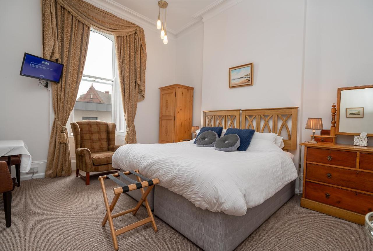 Antrim House Guest Rooms & Suites (Adults Only) Portrush Bagian luar foto