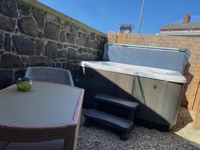 Antrim House Guest Rooms & Suites (Adults Only) Portrush Bagian luar foto