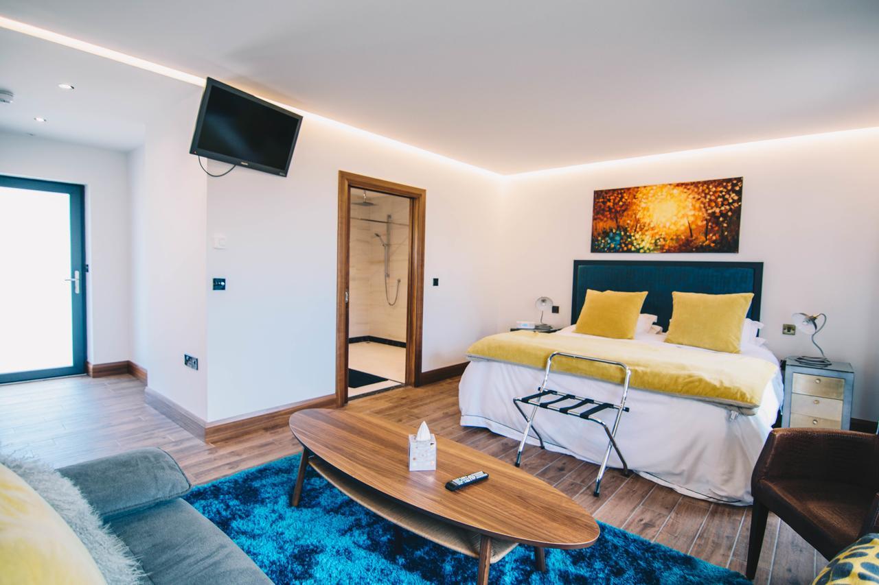 Antrim House Guest Rooms & Suites (Adults Only) Portrush Bagian luar foto